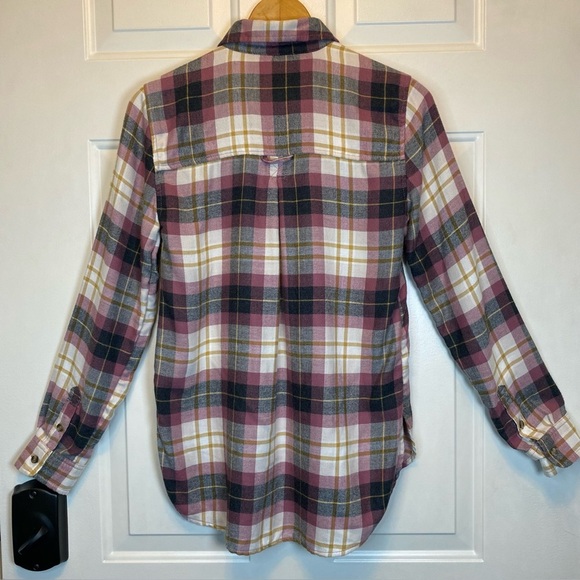 American Eagle Boyfriend Fit Flannel Shirt Women’s XS Mauve Black Plaid NWOT - Picture 2 of 13